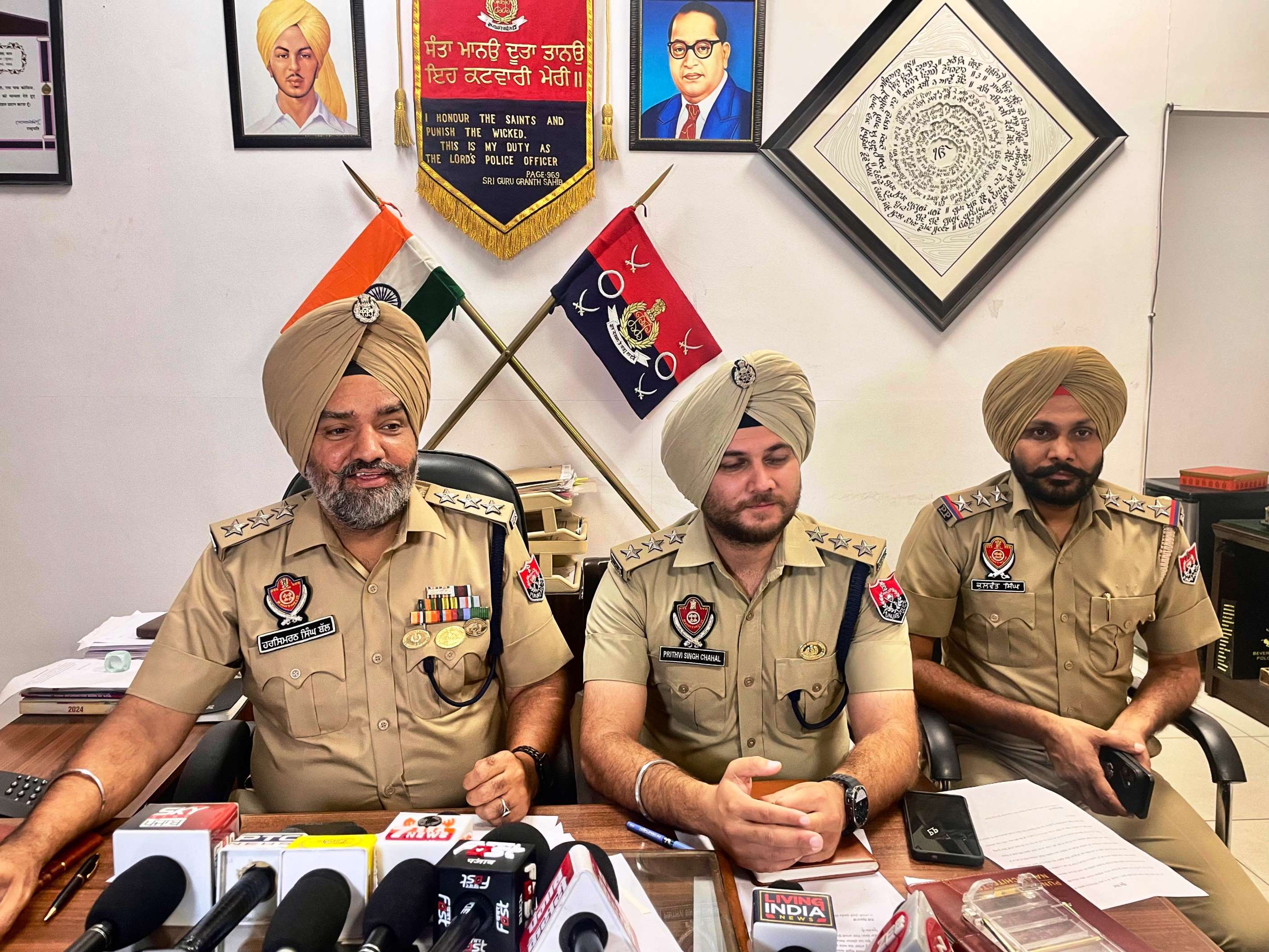 Mohali Police conducts surprise inspection of immigration centers operating in CP 67